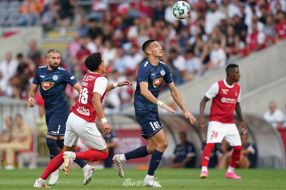 仅让成都球 仅让成都球